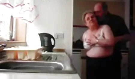 Amatör teen büyük göğüsler sürmek ve baştankara Sikikleri adam adult izle tv onu