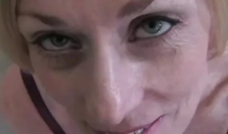 Şimdi söyle anne ben ne yapıyorsun! adult özel tv izle