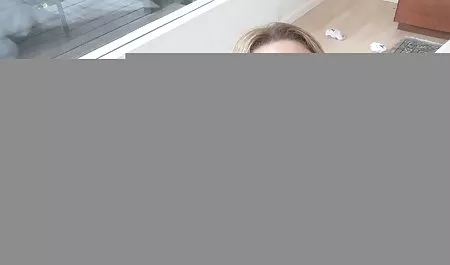 Yüksek anal sonu adult tv canlı izle dansçı şımarık zengin istemci sağlar