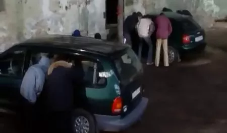 Canavar Asya büyük adult tv canlı yayın göğüsler