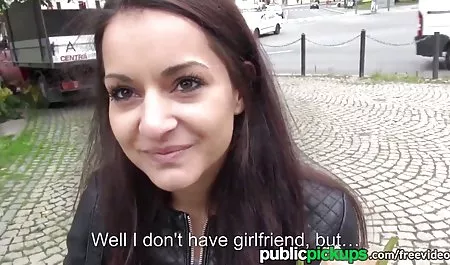 Eine Frau çok oldu türk adult izle