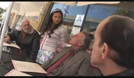 Jitka ipeksi onu iç çamaşırı kapalı gösterir türkçe altyazılı yetişkin